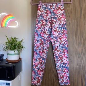 Aerie American Eagle Patterned Leggings